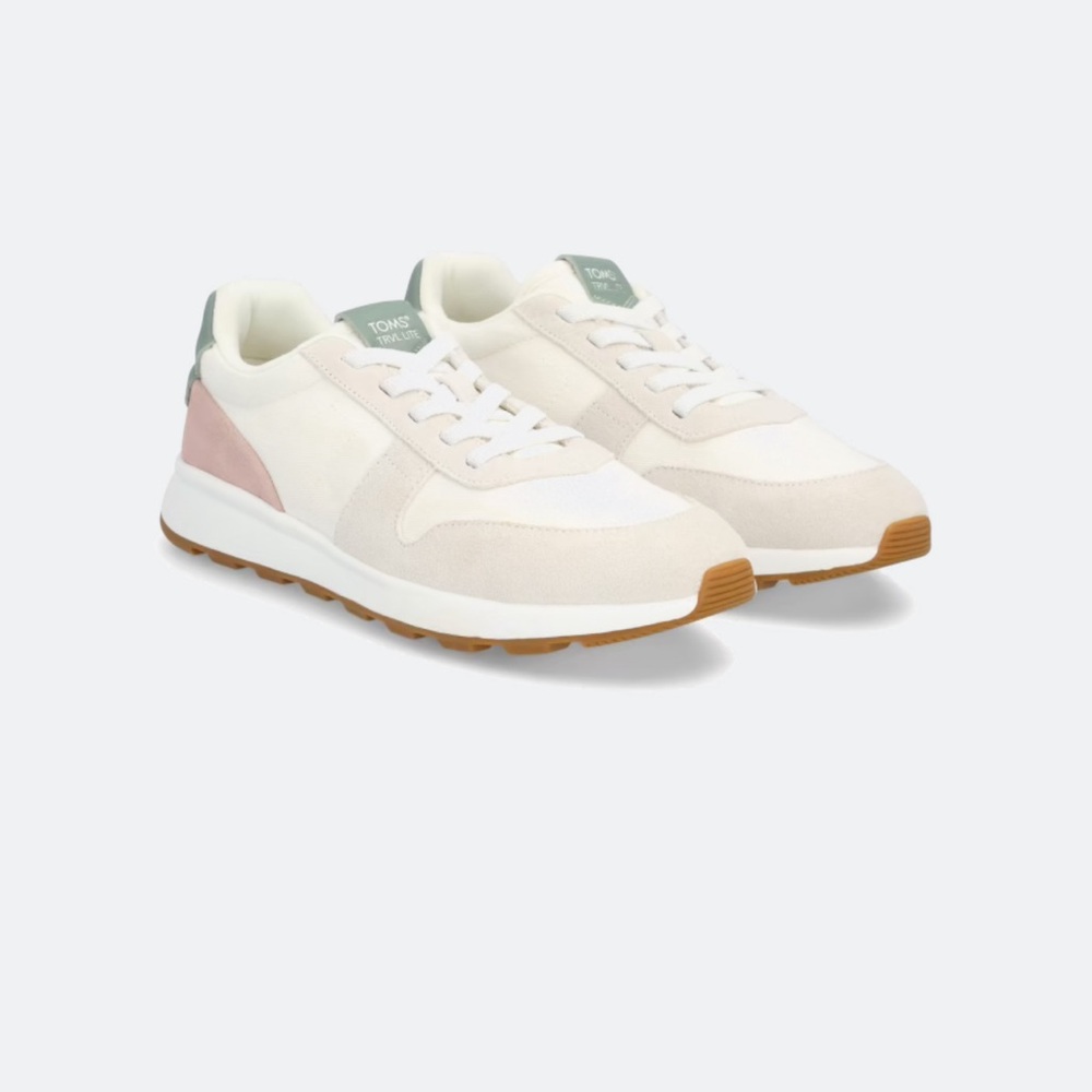 Tom’s of white Sneakers